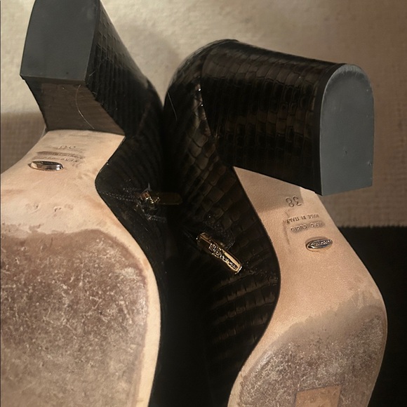 Sergio Rossi Black/Gold Textured Block Heeled Boots (3*) - Picture 5 of 7